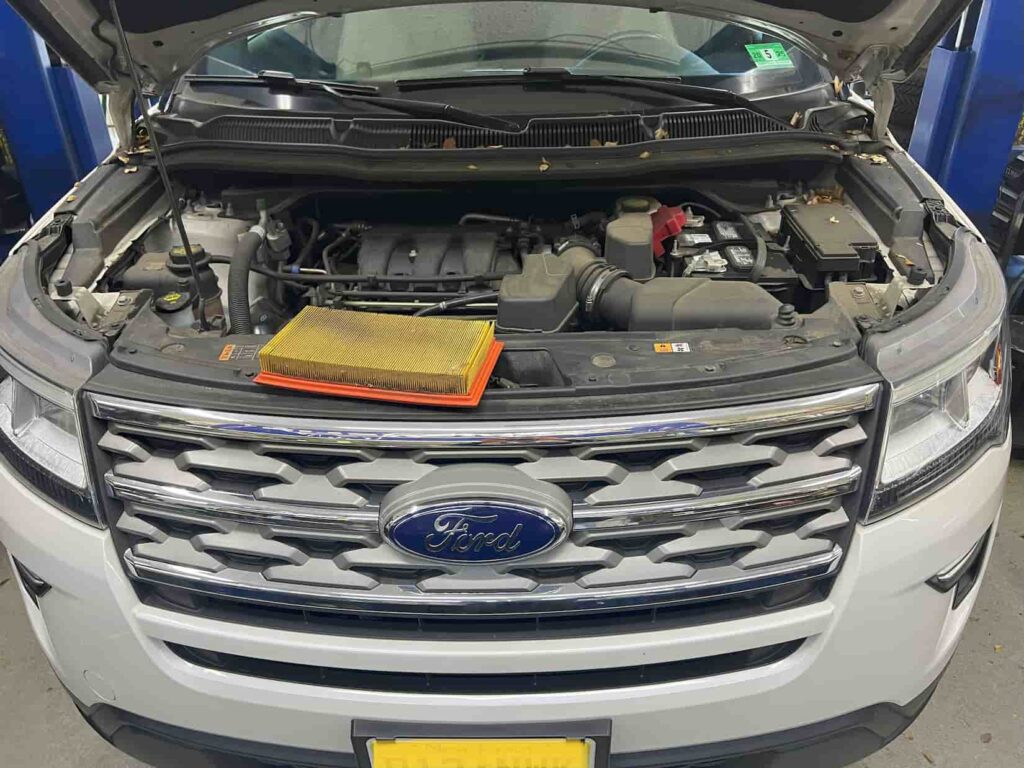 FORD EXPLORER MAINTENANCE LIGHT