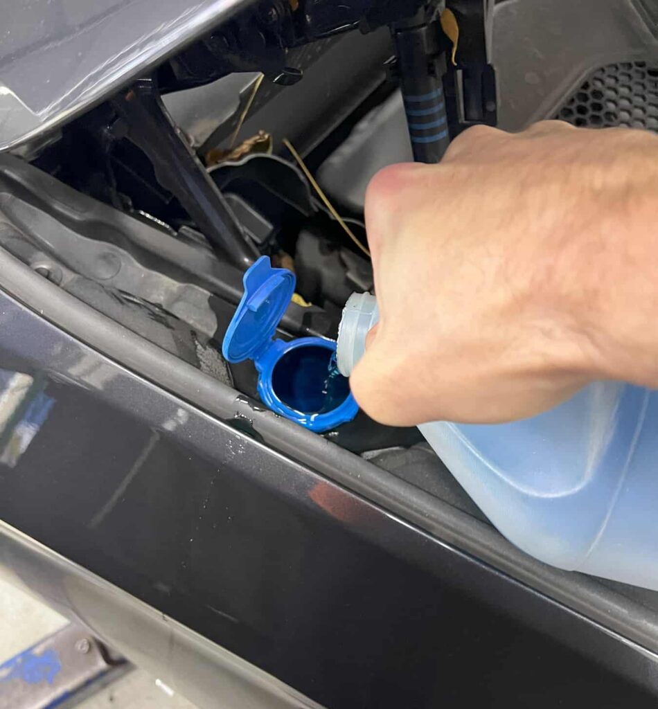 WASHER FLUID RESERVOIR