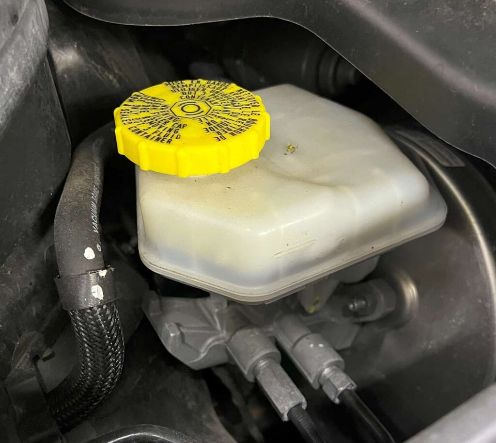 BRAKE FLUID RESERVOIR