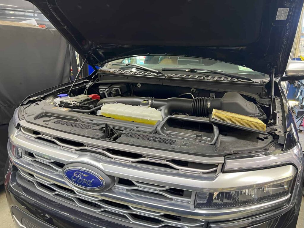 FORD EXPEDITION ENGINE